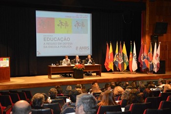 Setúbal - Presidente do Conselho Directivo da AMRS, Rui Garcia «Existe uma política de desvalorização da escola pública»