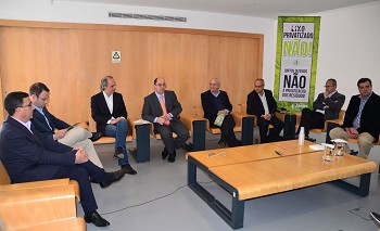BARREIRO - MUNICÍPIOS ACIONISTAS DA AMARSUL CONTRA A PRIVATIZAÇÃO DOS SERVIÇOS PÚBLICOS DE RESÍDUOS!