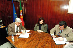 CMB assina Protocolo com FENACOOP Informar, formar e educar os consumidores