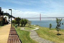 Henrique Cayatte assina campanha de comunicação Almada Centro – centro comercial a céu aberto
