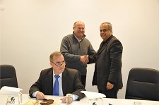 CEDÊNCIA DE TERRENOS MUNICIPAIS É PRÁTICA DA AUTARQUIA - BARREIRO «Só precisamos dos bens para que eles possam ser postos ao serviço das populações»