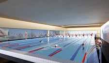 Piscina e biblioteca em construção na Caparica em Almada