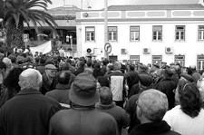 VIGÍLIA DE PROTESTO EM SESIMBRA Contra redução do horário do SAP de Sesimbra