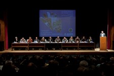 Autarcas da Região de Setúbal defendem Poder Local Democrático Encontro no Seixal «une» 400 autarcas de todos os partidos