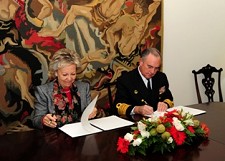 Em mais de 90 anos de história destes navios da Marinha Cacilhas recebe primeiro submarino português visitável