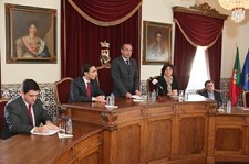 Protocolo assinado na Moita Projeto-piloto para investigar viabilidade de produção de ostras no Tejo vai avançar