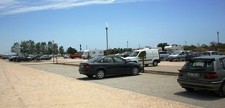 Manta Rota e Monte Gordo voltam a ter estacionamento tarifado para assegurar rotatividade de lugares