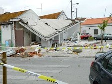 Posto de enfermagem destruído com assalto a multibanco Junta de Freguesia garante prestação de cuidados de saúde aos idosos carenciados