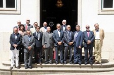 Visita a Santiago do Cacém insere-se numa vertente para futuros contactos empresarias Embaixadores da América Latina visitaram concelho
