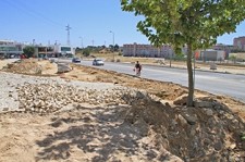 Circulação pedonal na Avenida das Descobertas em Setúbal Obras de requalificação