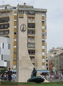 Avenida dos Fuzileiros Navais no Barreiro Execução de Infraestruturas de rede de saneamento . Suspensão de Trânsito entre 3 a 7 dezembro