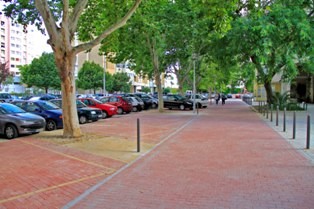 Circulação pedonal na Rua do Mormugão em Setúbal «Esta é uma obra que valoriza o espaço público urbano»
