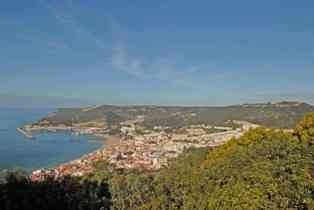 Vila de Sesimbra Pagamento de estacionamento por telemóvel a partir de 11 de novembro