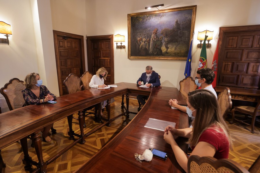 Alcácer do Sal - Remodelação de infraestruturas de Foros de Albergaria Câmara Municipal assinou consignação da empreitada
