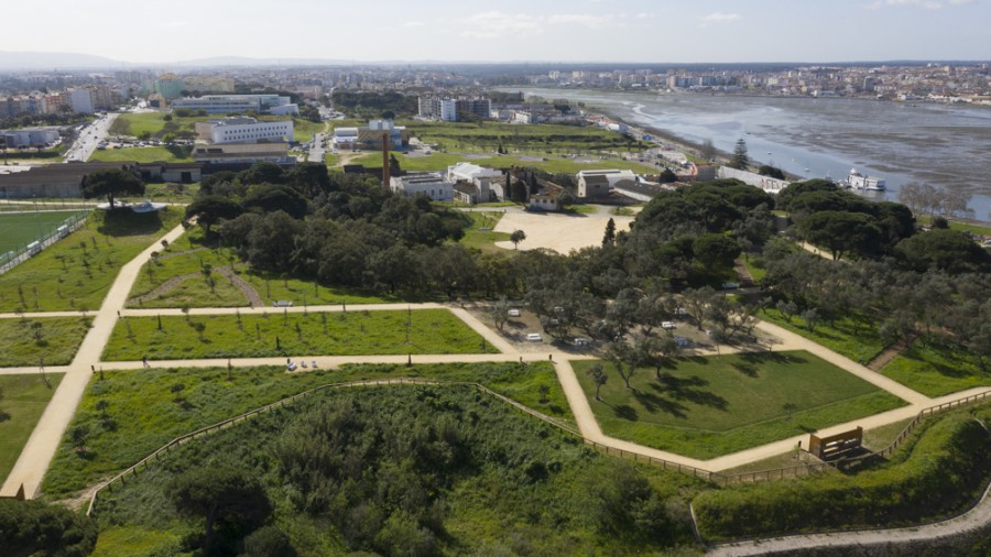 Município do Seixal adere ao Acordo Cidade Verde existente em vários países europeus Concelho ainda mais verde, mais limpo e mais saudável