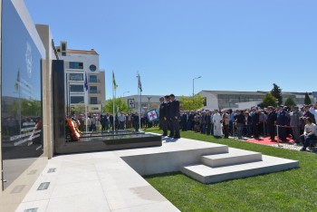Montijo - Monumento de Homenagem aos Combatentes na Guerra do Ultramar Inauguração de memorial com centenas de pessoas