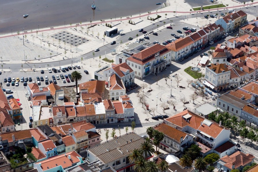 Associação de Municípios da Região de Setúbal Municípios com presidência socialista estão a avaliar a sua saída da associação . Moita abandonou