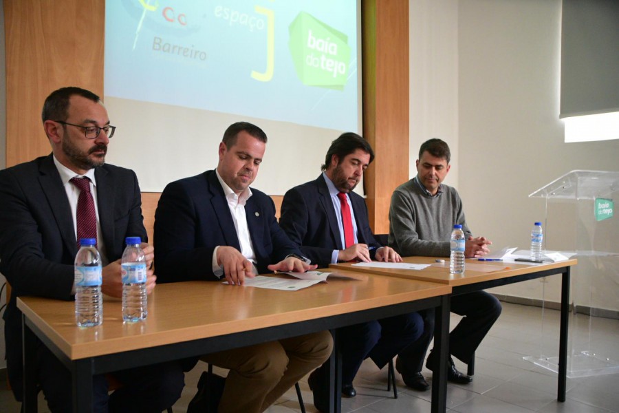 Barreiro - Programa de Empreendedorismo Jovem e Prémio Alfredo da Silva CMB e Baía do Tejo unidas na promoção