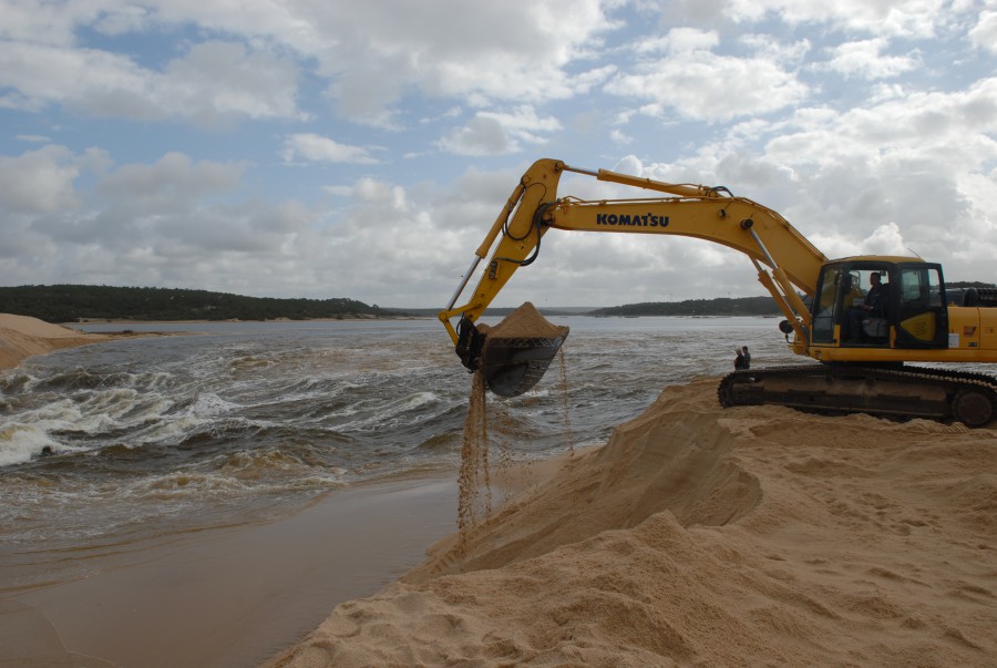 Sesimbra - Concurso para a abertura da Lagoa de Albufeira Essencial para a salvaguarda da qualidade da água e valores ambientais