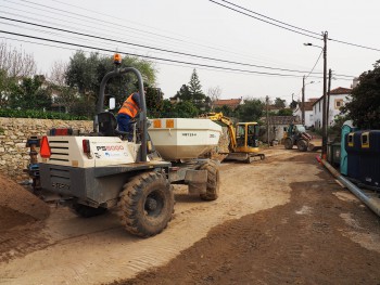 Setúbal - Investimento superior a 750 mil euros com financiamento comunitário Rede de saneamento básico é alargada às aldeias da Piedade, da Portela e de São Pedro