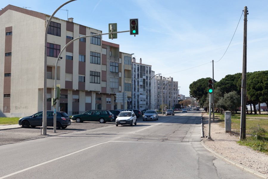 Moita - Aprovados concursos públicos para obras estruturantes Av. 1º de Maio, na Baixa da Banheira, e Largo do Descarregador, em Alhos Vedros