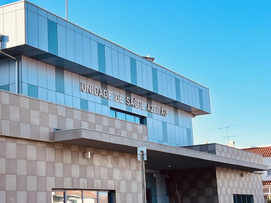 Setúbal -Novo Centro de Saúde de Azeitão Custo final em cerca de dois milhões de euros Abertura segunda-feira