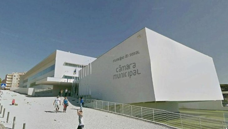 Falhas na prestação de cuidados de saúde a munícipes Câmara Municipal do Seixal exige mais investimento no Serviço Nacional de Saúde