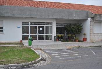 Fixação de mais 2 médicos no Concelho de Grândola Câmara confirmou disponibilidade para colaborar com ULSLA