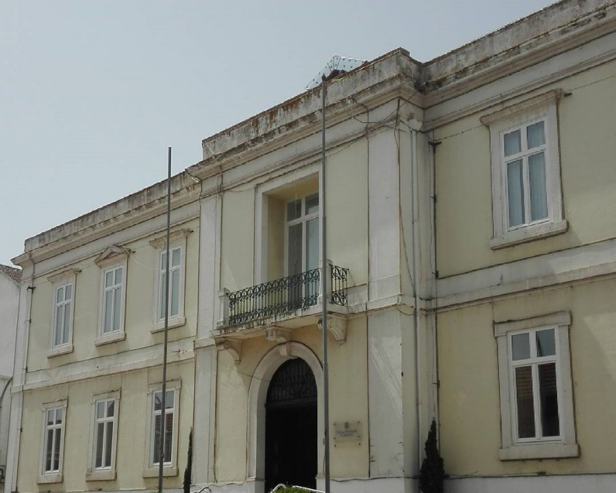 Na Sala de Sessões dos Paços do Concelho Reunião Pública da Câmara Municipal do Barreiro