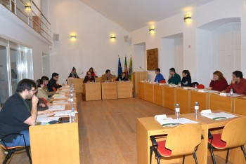 Conselho Municipal de Juventude do Montijo Um fórum para aprendermos novas maneiras de pensar a democracia