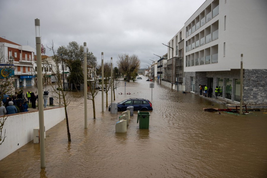 Câmara Municipal de Almada RECOLHA SOLIDÁRIA PARA APOIO A ALCÁCER DO SAL