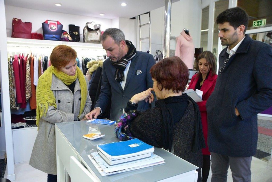 Barreiro - Fidelizar o público estimulando hábitos de consumo locais Campanha «Mais Natal com o comércio local»