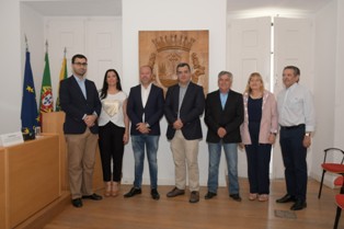 Montijo - 25.ª Feira Nacional do Porco Câmara Municipal e FPAS assinam protocolo