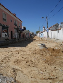 Barreiro - Remodelação de infraestruturas e pavimento da Rua Henrique Andrade Evans e EM 510