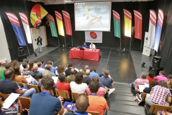 Encontro Nacional dos Centros de Formação Desportiva Náuticos em Setúbal «Mais de três mil crianças experimentaram desportos náuticos no rio Sado»