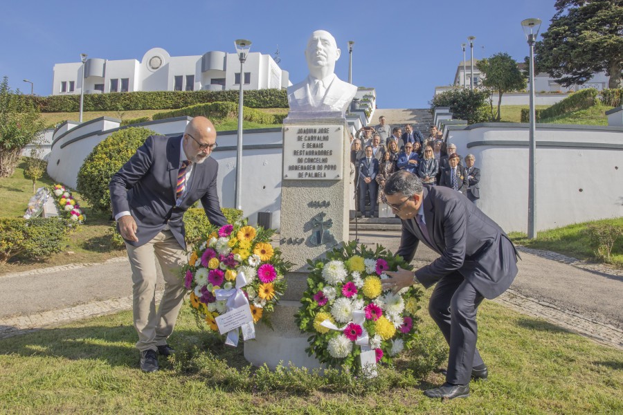 Comemorações do 97.º Aniversário da Restauração do Concelho de Palmela Homenagens aos Restauradores do Concelho e a António Matos Fortuna . 1 de Novembro