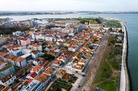 Barreiro registou crescimento de 15,3% no emprego entre 2022 e 2024 Autarquia considera que há «desafios estruturais que exigem respostas estratégicas»