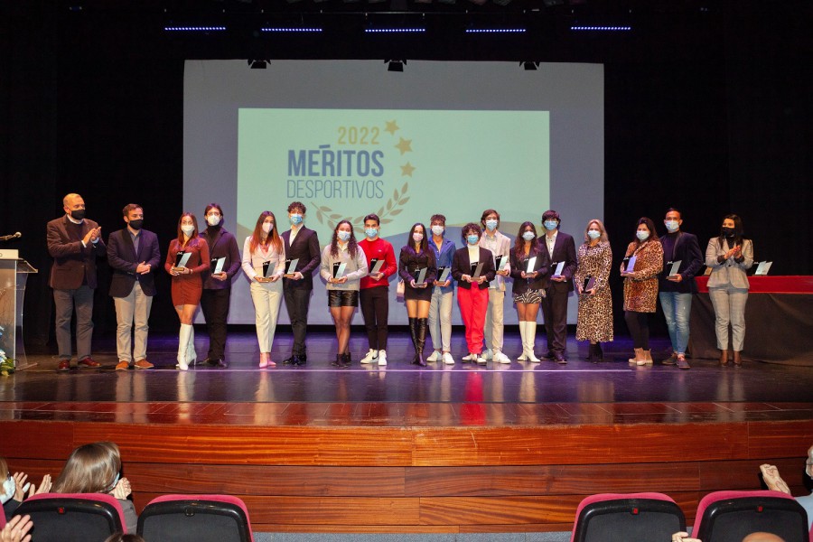 MOITA - Cerimónia de Atribuição de Méritos Desportivos 2022 Foram entregues 95 méritos desportivos, distribuídos por 70 atletas