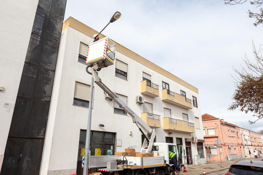 Moita - Uma melhoria da eficiência energética entre 60% a 70%. Substituição da iluminação pública já em curso