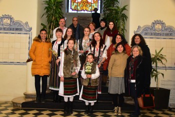 Barreiro - Temas do folclore moldavo cantados nas Janeiras Associação Cultural dos Imigrantes Moldavos MIORITA nos Paços do Concelho