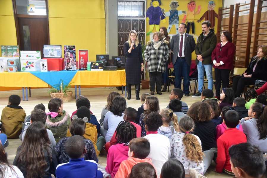 Barreiro - Prevenção e Redução do Abandono Escolar Município investe 750 mil euros no combate ao insucesso escolar