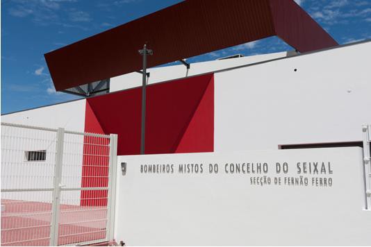 Seixal - Sistema de proteção civil Município valoriza papel das autarquias e dos bombeiros