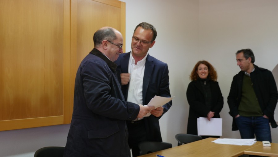 Setúbal - AMRS termina processo de regularização de vínculos precários Rui Garcia fez questão de assinalar o quão importante é a regularização do vinculo laboral