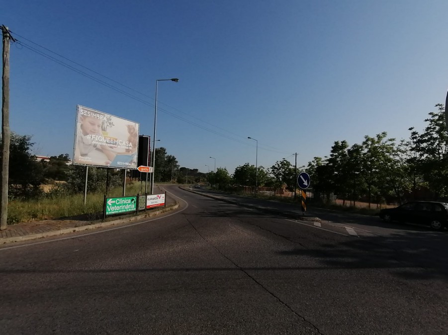 Sesimbra - Requalificação do percurso pedonal ao longo da Estrada Nacional 10 Entre a Avenida de Negreiros e o limite norte da freguesia da Quinta do Conde