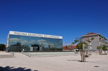 Piscinas Municipais do Lavradio e do Barreiro Encerramento temporário