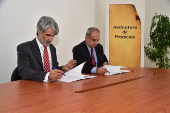 Barreiro - «Abrir portas a novas oportunidades nas áreas das ´smart cities´» Câmara Municipal do Barreiro e MEO assinam Protocolo de Cooperação