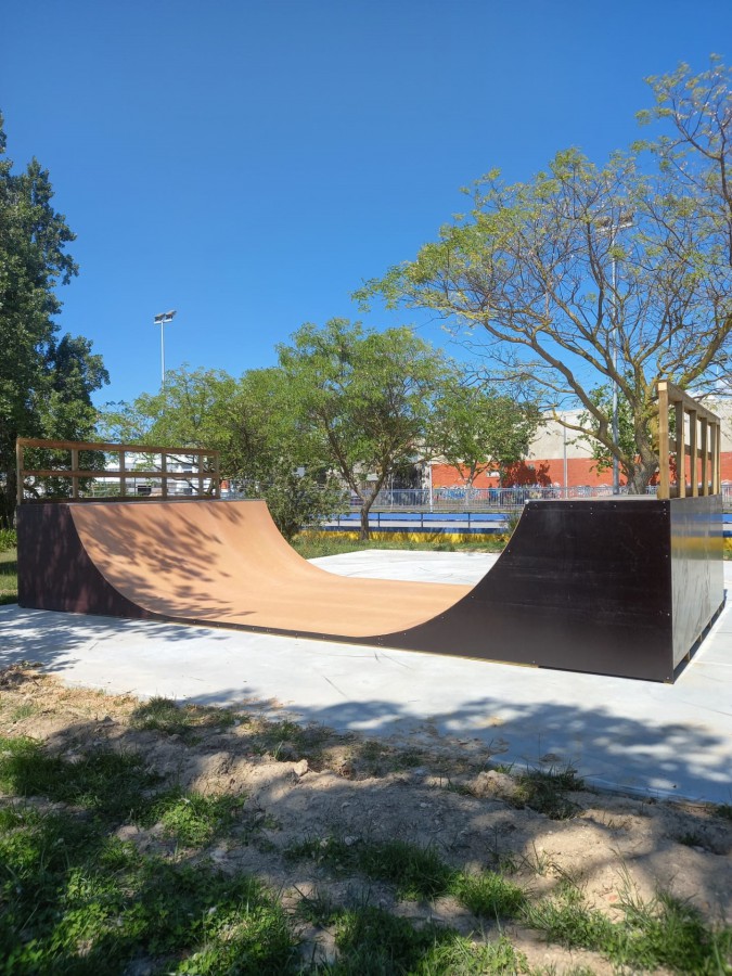 Moita - Parque das Salinas em Alhos Vedros Com nova rampa para desportos radicais
