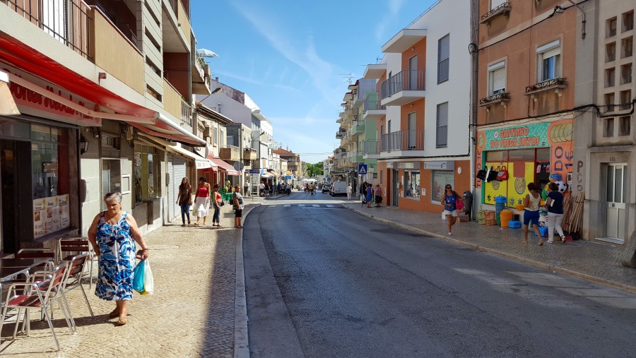 Na Baixa da Banheira criação de Zona 30 na Rua 1º de Maio Câmara da Moita vai lançar concurso público