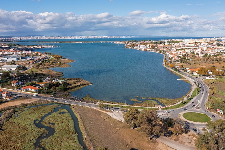 Câmara Municipal do Seixal Aprova Orçamento para 2024 superior a 153 milhões de euros . Executivo terá 15 Eixos Prioritários de Intervenção