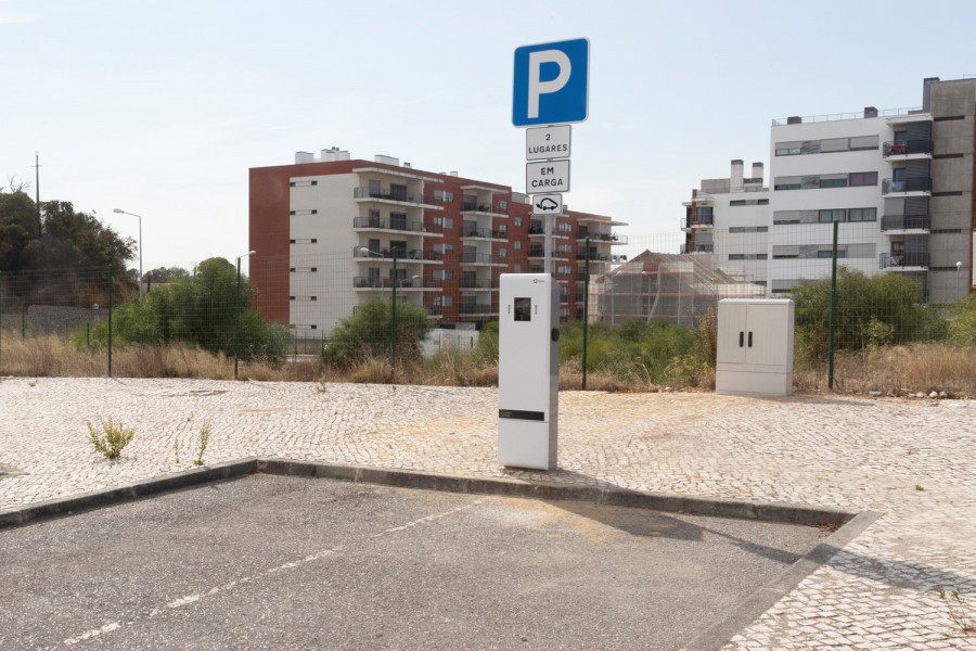 Seixal - Instalação de postos de carregamento elétrico Câmara Municipal abre concurso